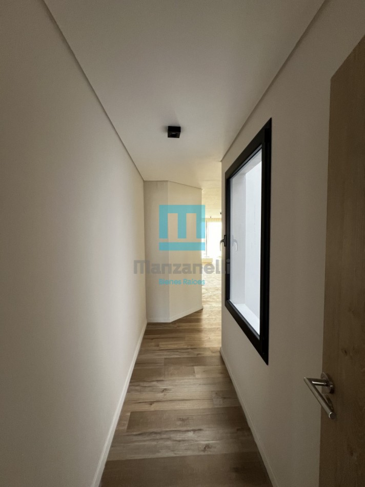 EN VENTA PISO COMPLETO ZONA PARQUE PARANA