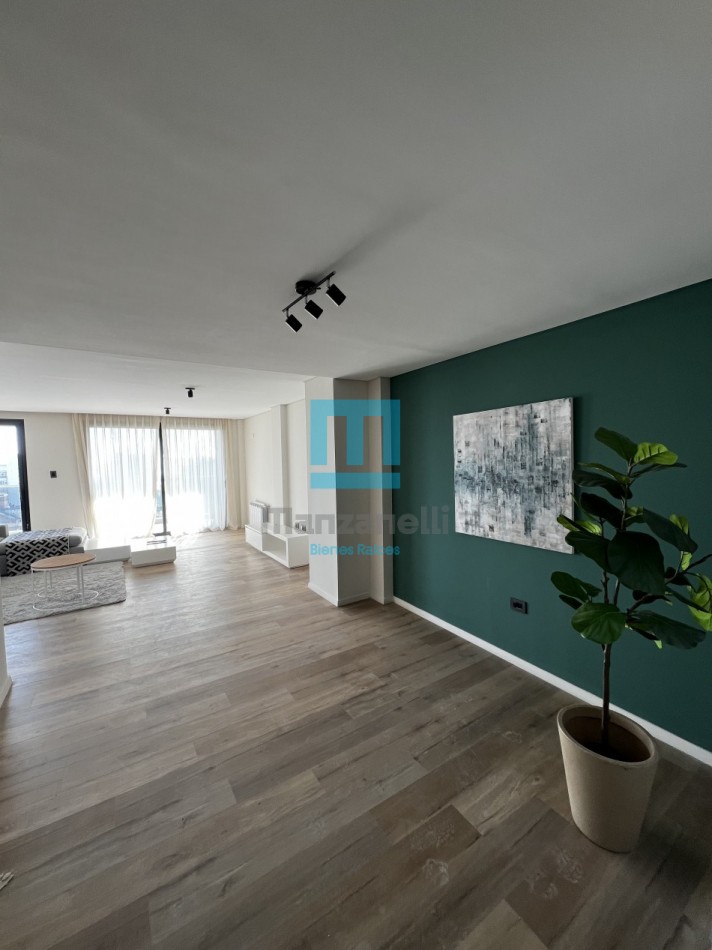 EN VENTA PISO COMPLETO ZONA PARQUE PARANA